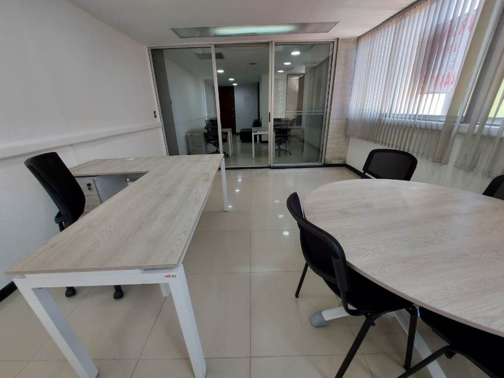 Oficinas en Arriendo