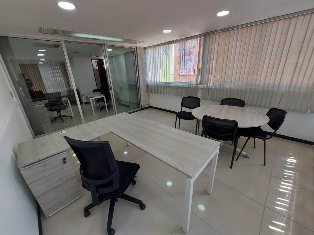 Oficinas en Arriendo