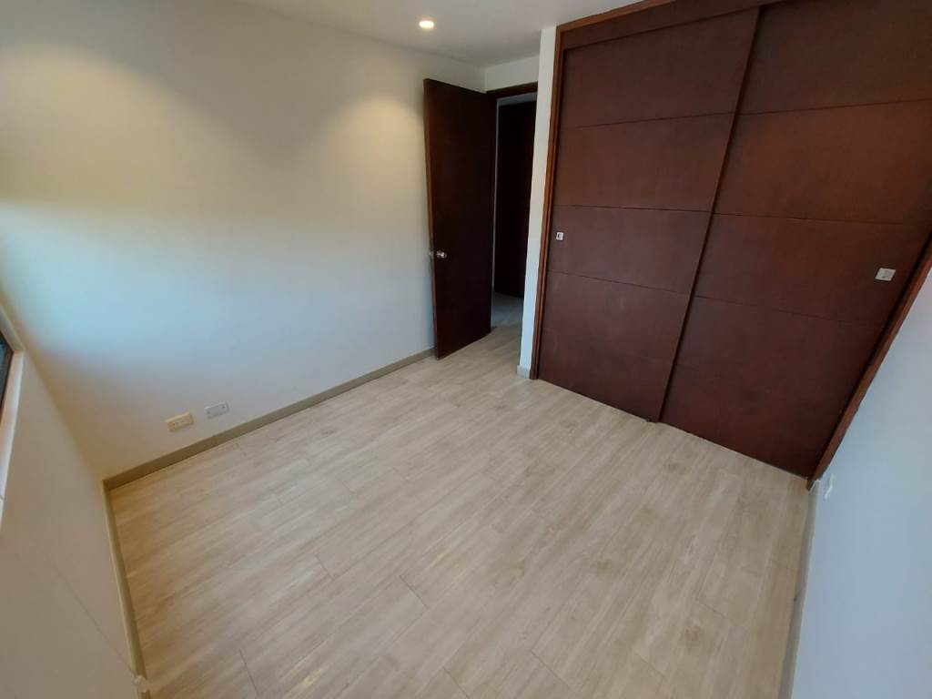 Apartamentos en   Venta