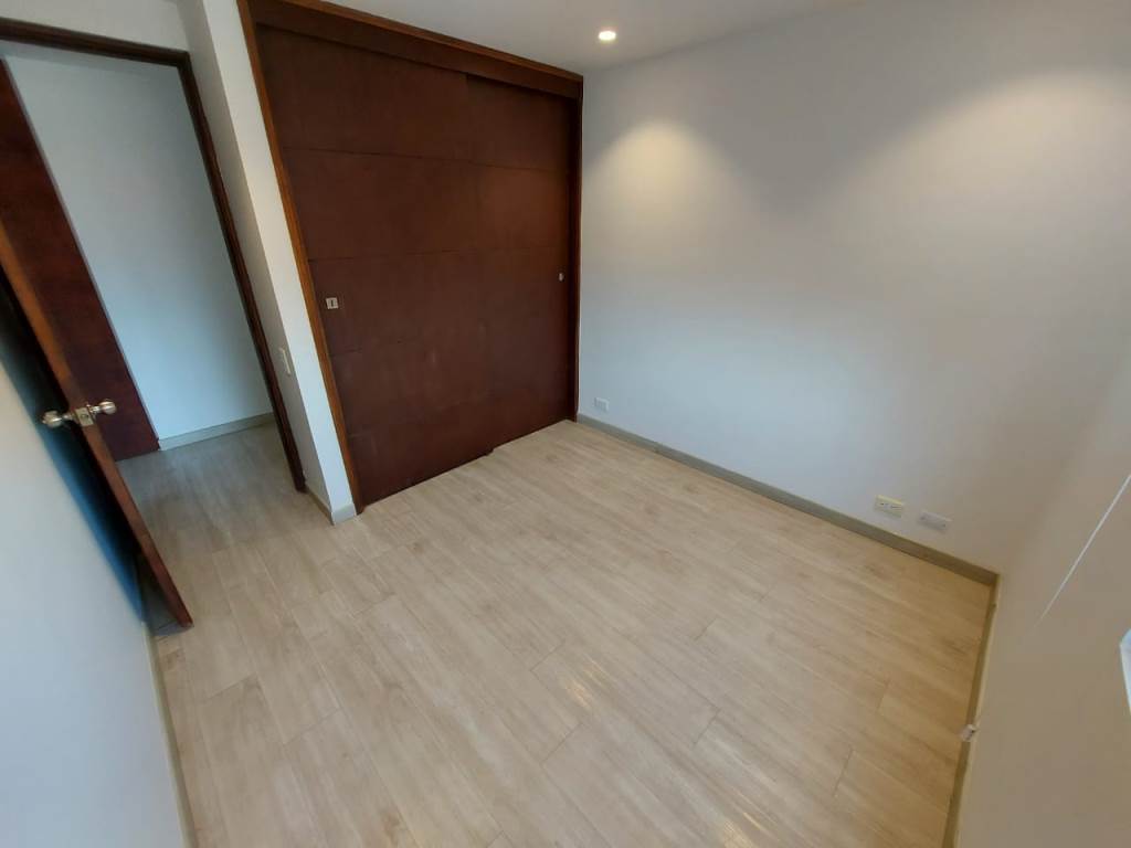 Apartamentos en   Venta