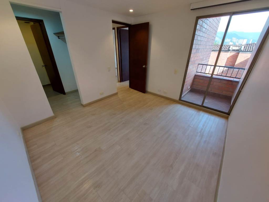 Apartamentos en   Venta