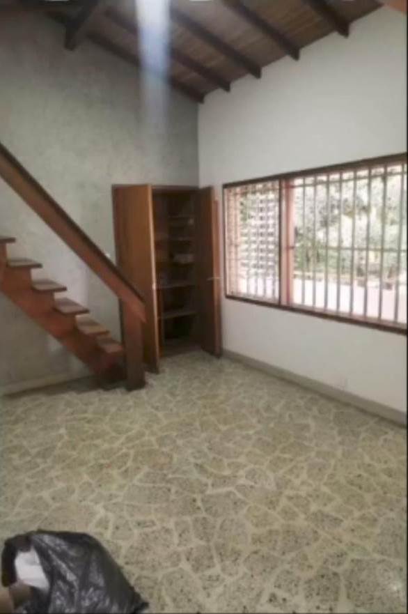 Casa Comercial en Arriendo