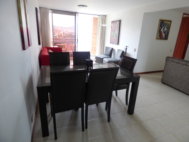 Apartamento Amoblado en Arriendo - Poblado - Oviedo