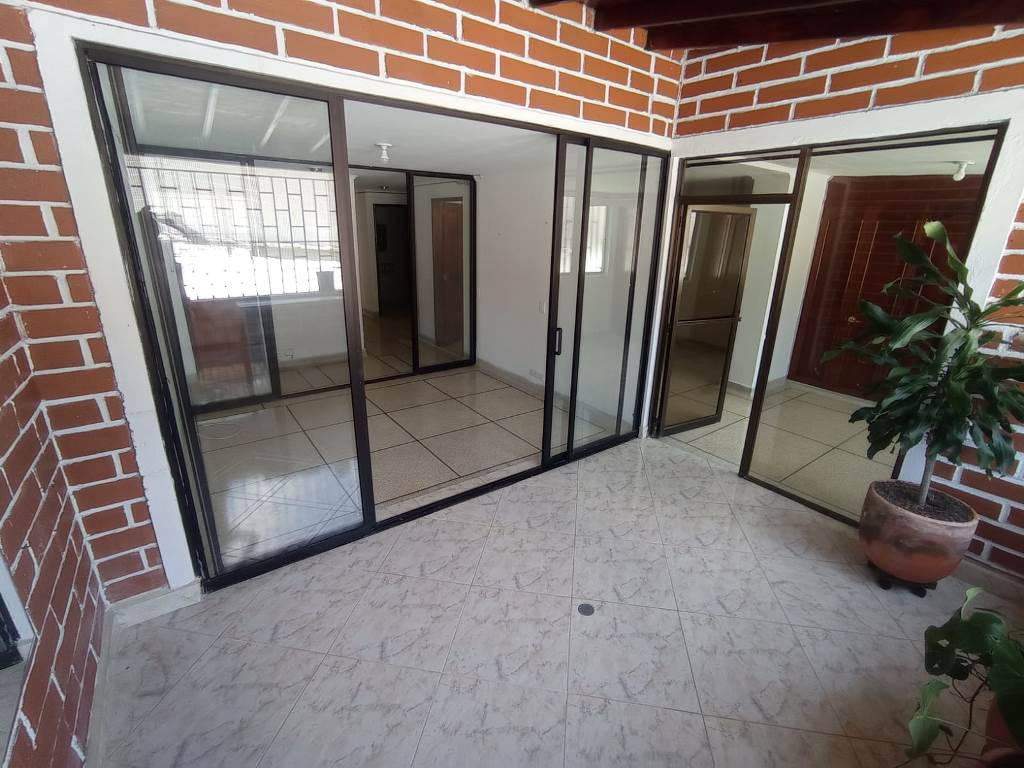 Apartamento en Arriendo