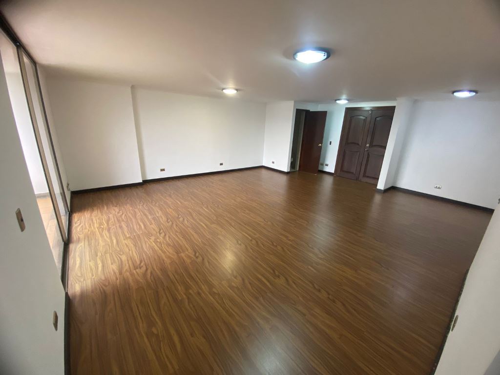 Apartamento en Arriendo