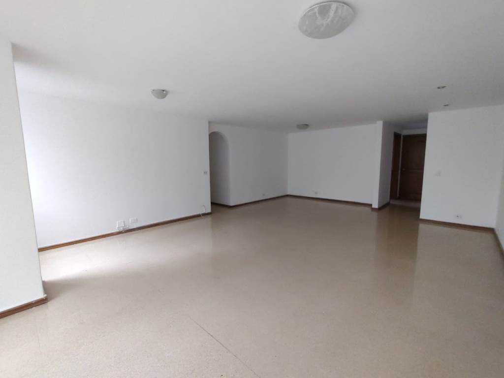 Apartamento en Arriendo