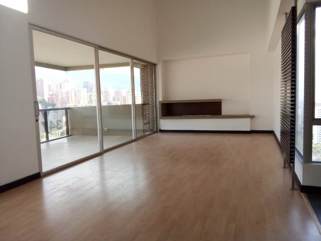 Apartamento en Arriendo