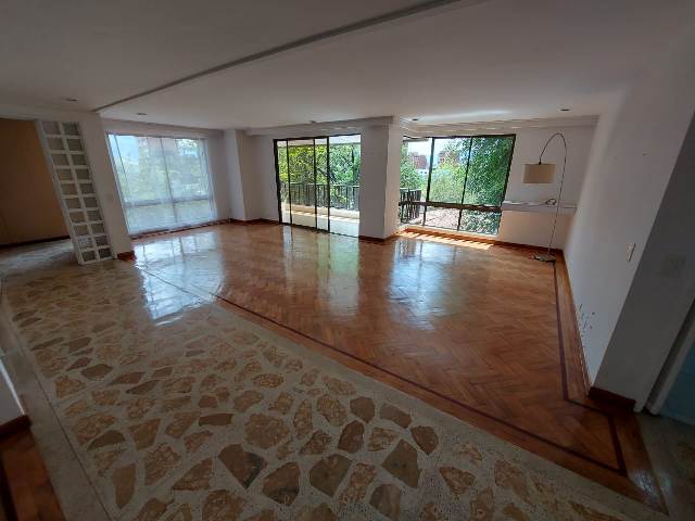 Apartamento en Arriendo