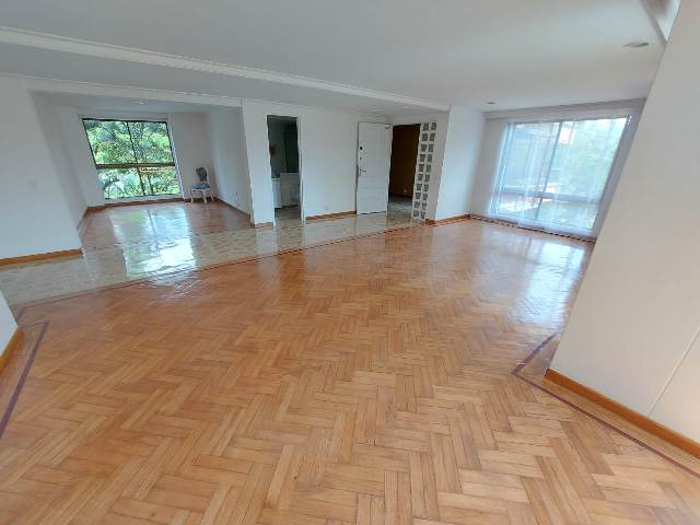 Apartamento en Arriendo