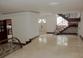 4 Habitaciones Habitaciones, ,5 BathroomsBathrooms,Casa,En Venta,2924