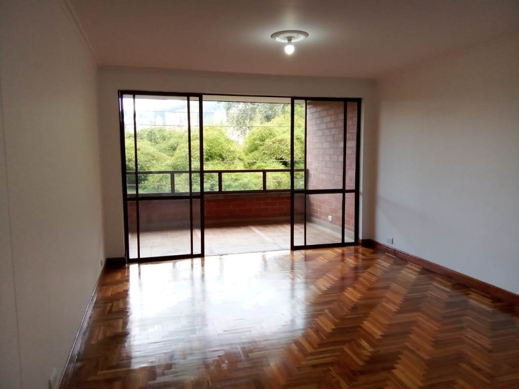 Apartamento en Arriendo