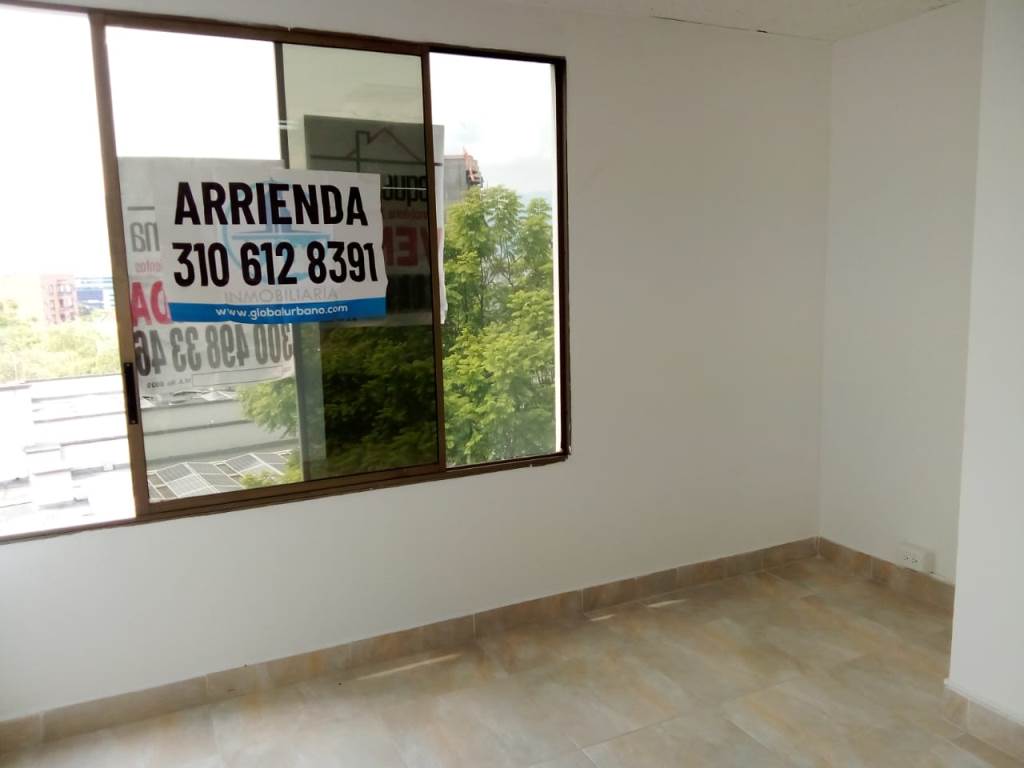 Oficina en Arriendo