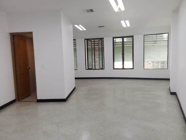 Oficina en arriendo