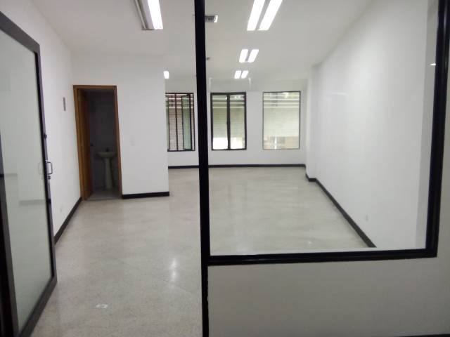 Oficina en arriendo