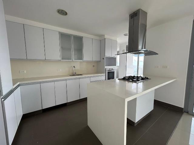 Apartamento en Arriendo