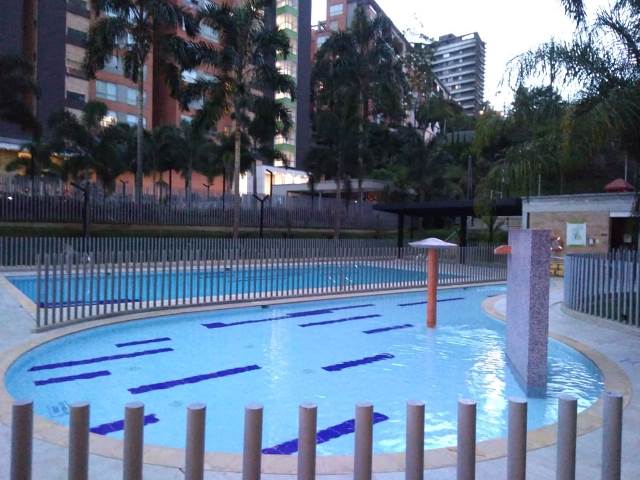 Apartamento en Arriendo Envigado Loma de Benedictinos