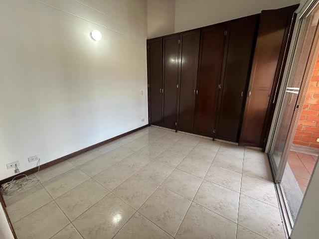 Apartamento en Arriendo