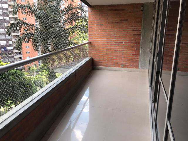 Apartamento en Arriendo Envigado Loma de Benedictinos