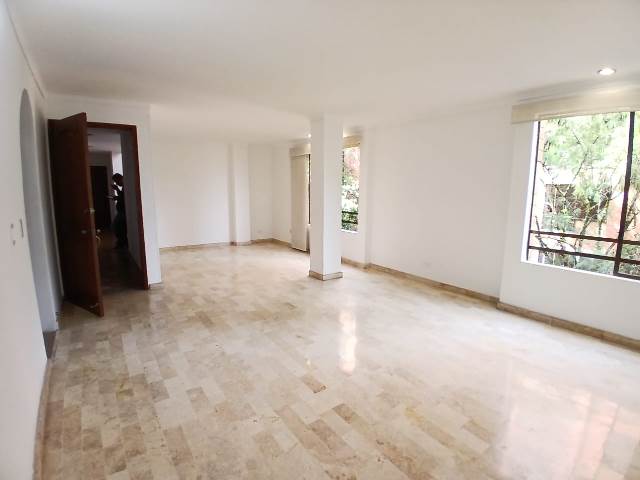 Apartamento en Arriendo