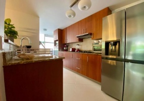 3 Habitaciones Habitaciones, ,4 BathroomsBathrooms,Apartamento,En Arriendo,3558