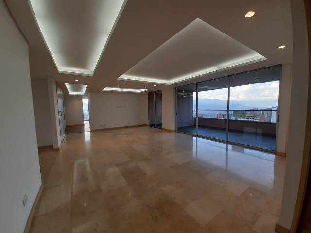 Apartamento en Arriendo