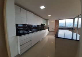 3 Habitaciones Habitaciones, ,4 BathroomsBathrooms,Apartamento,En Arriendo,3567