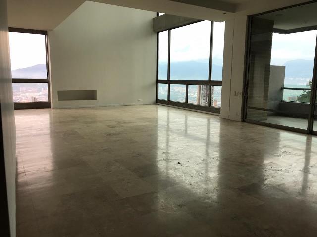 Apartamento en Arriendo Poblado Los Balsos