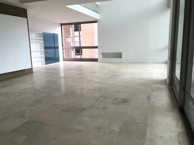 Apartamento en Arriendo Poblado Los Balsos