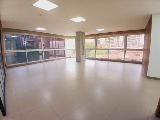 Oficina en Arriendo