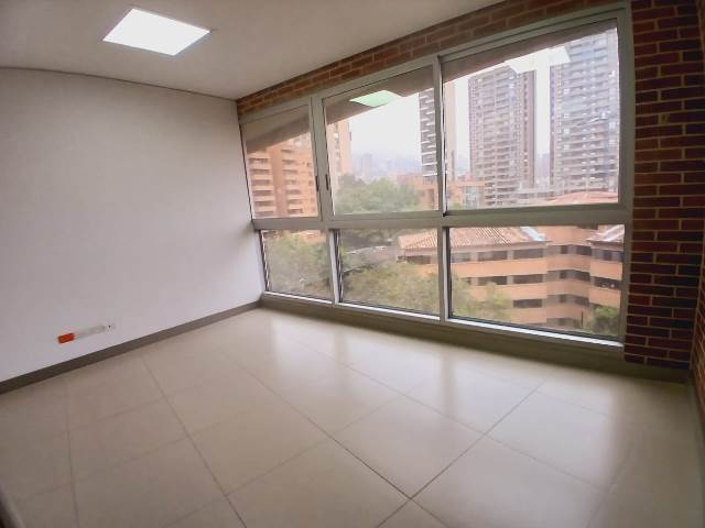 Oficina en Arriendo