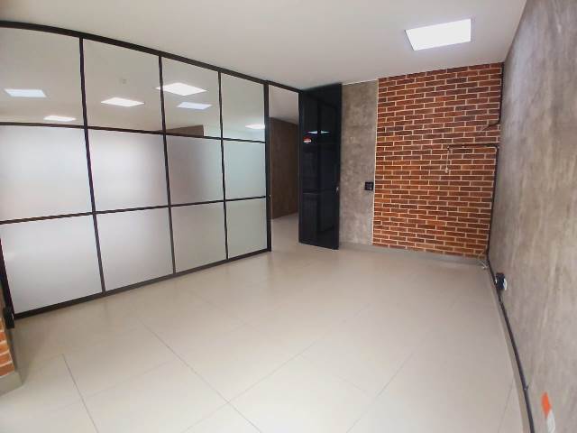 Oficina en Arriendo