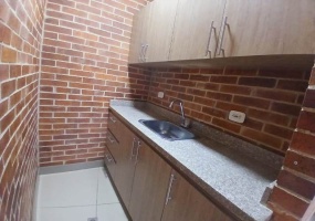 5 Habitaciones Habitaciones,2 BathroomsBathrooms,Oficina,En Arriendo,3795