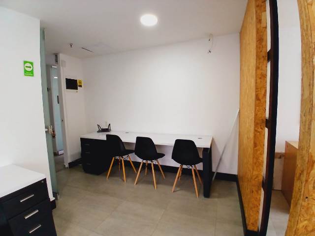 Oficina en Arriendo