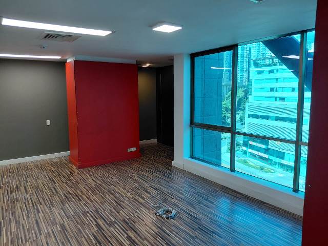 Oficina en Arriendo