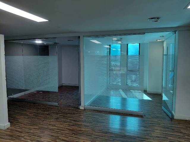 Oficina en Arriendo
