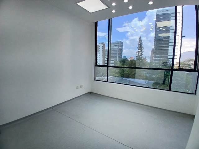 Oficina en Arriendo