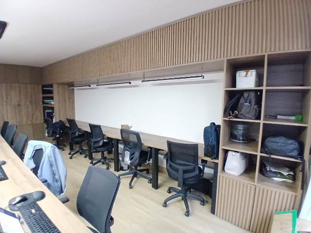 Oficina en Arriendo