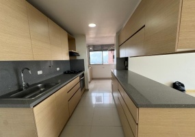 3 Habitaciones Habitaciones, 0 ,2 BathroomsBathrooms,Apartamento,En Arriendo,0,3982