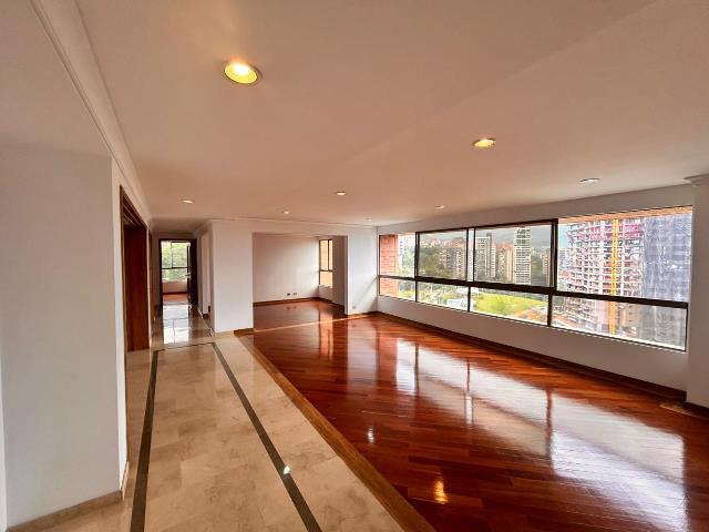 Apartamento en Arriendo