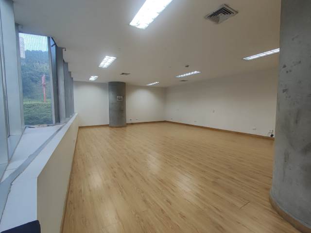 Oficina en Arriendo