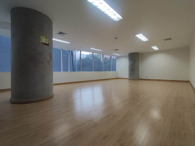 Oficina en Arriendo