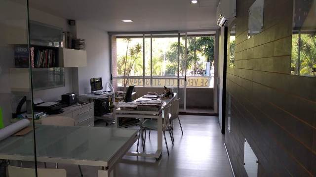 Oficina en Arriendo