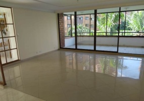 4 Habitaciones Habitaciones, 0 ,5 BathroomsBathrooms,Apartamento,En Arriendo,0,4101