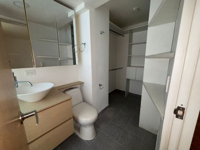 Oficina en Arriendo