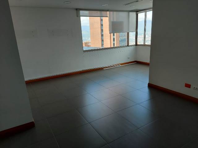 Oficina en Venta en el Poblado