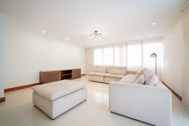 Apartamento Amoblado en Venta