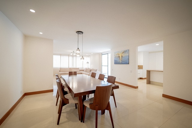 Apartamento Amoblado en Venta