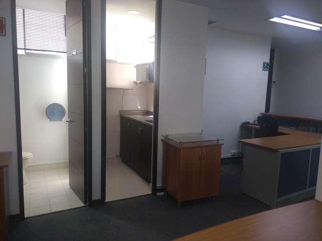 Oficina en Arriendo en el Poblado