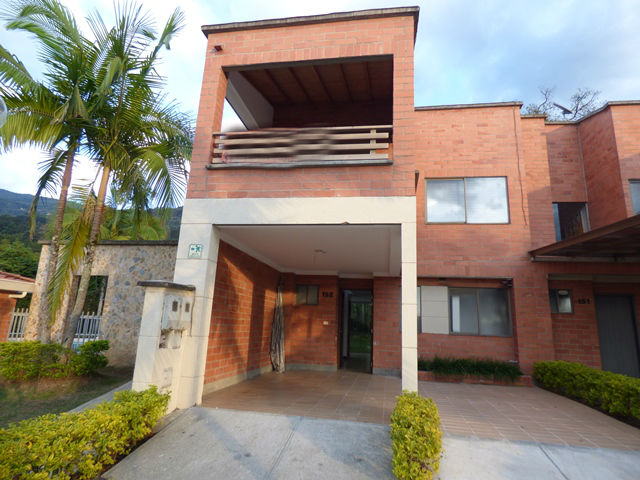 Casa en Venta - Envigado - Loma del Atravesado