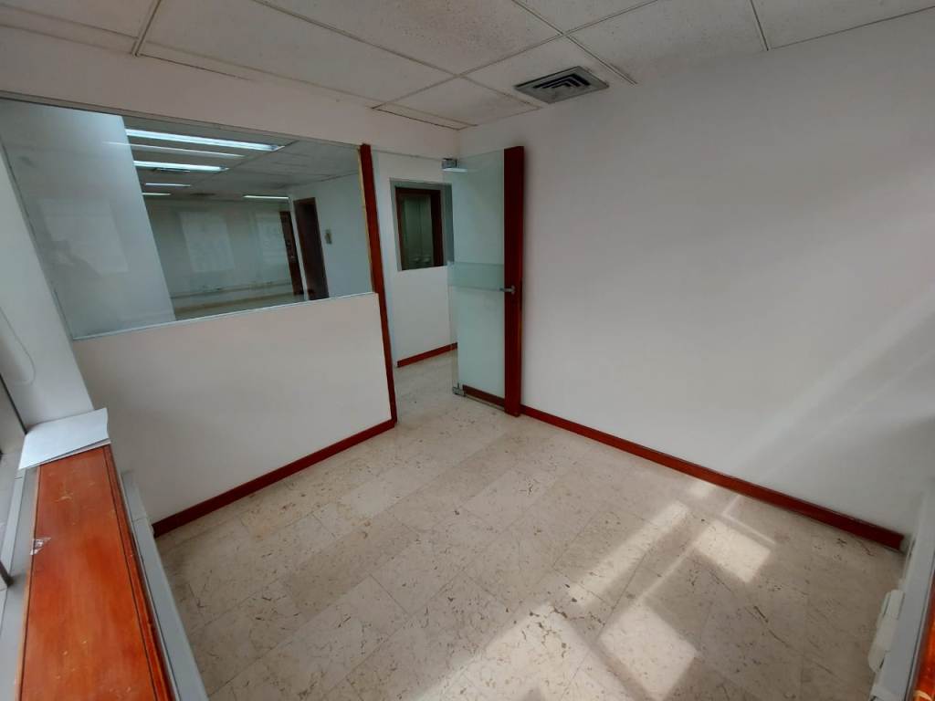 Oficinas en Arriendo